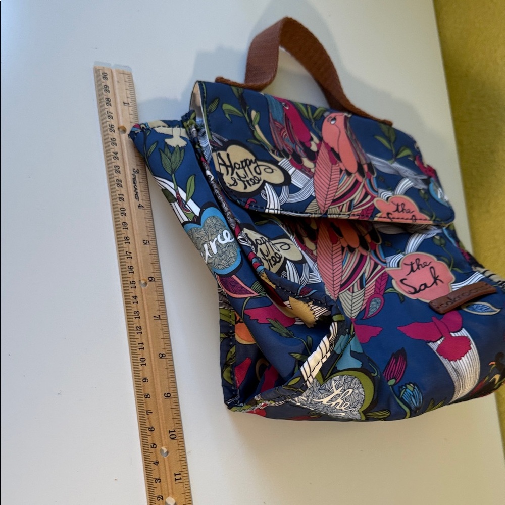 Sakroots Multicolor Bird and Floral Lunch tote - Picture 4 of 7